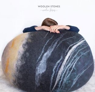 WOOLEN STONES 1